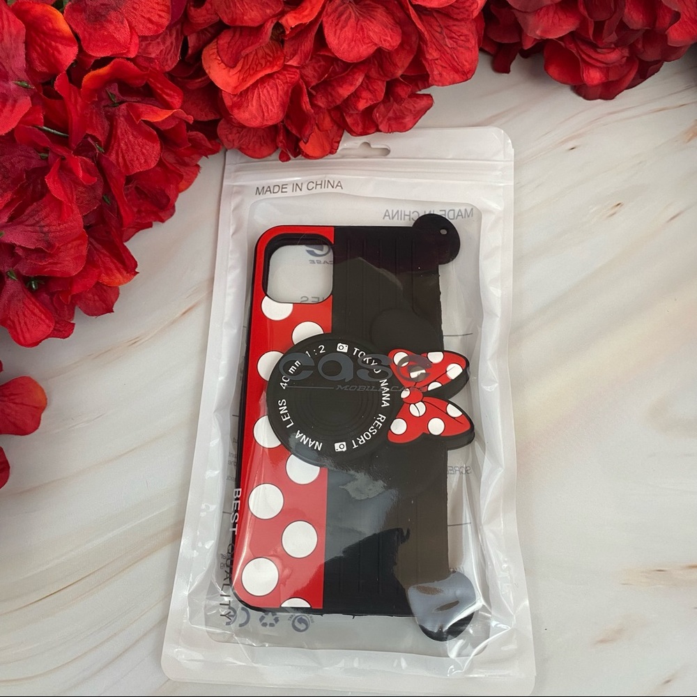3D Minnie Mouse iPhone Case with Crossbody Strap - Picture 16 of 16